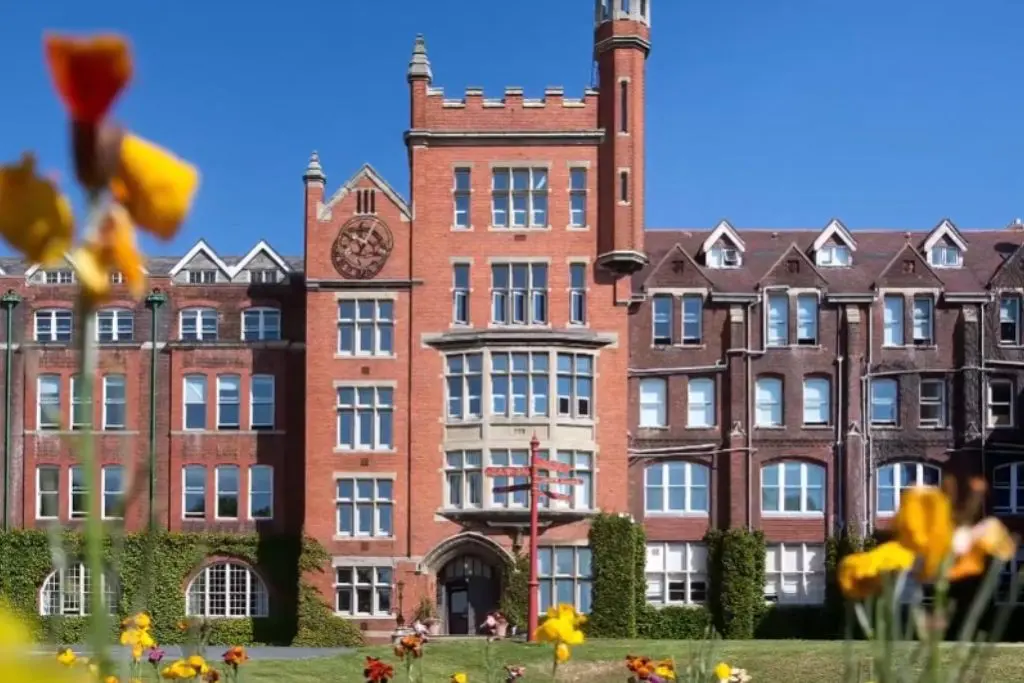 St Lawrence College: ‘Catastrophic’ school collapse leaves 500 pupils in limbo